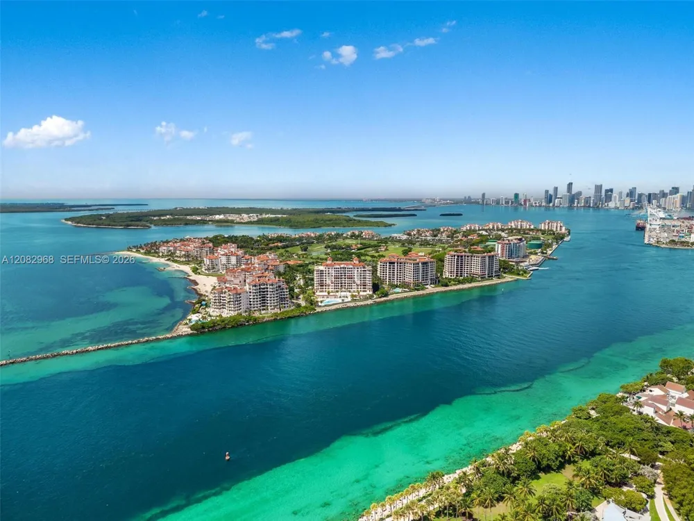 7025 Fisher Island Dr #7025 Miami Beach, FL 33109
