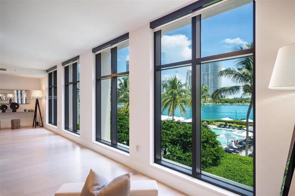 7025 Fisher Island Dr #7025 Miami Beach, FL 33109