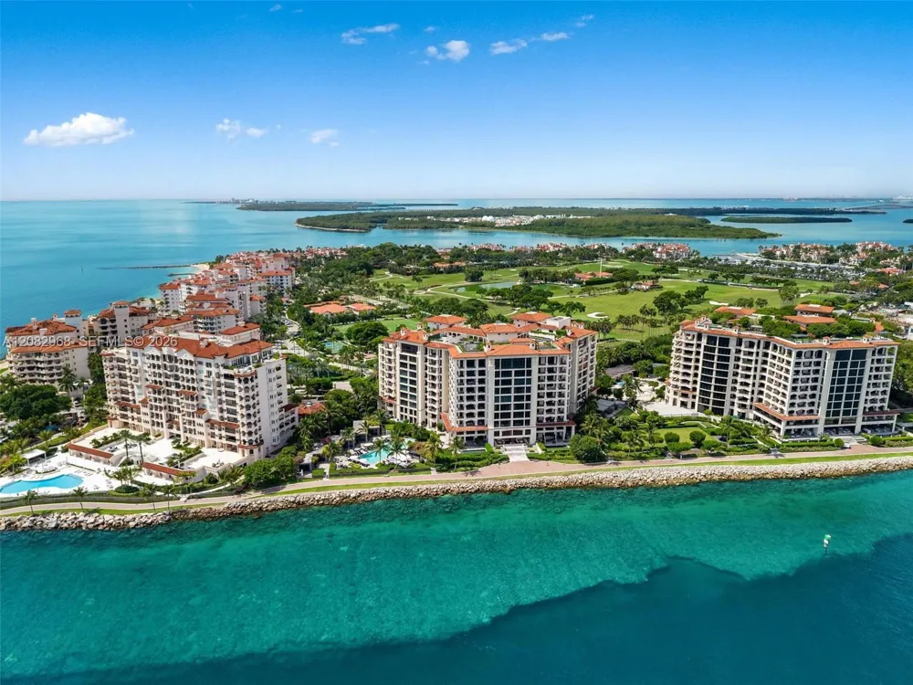 7025 Fisher Island Dr #7025 Miami Beach, FL 33109