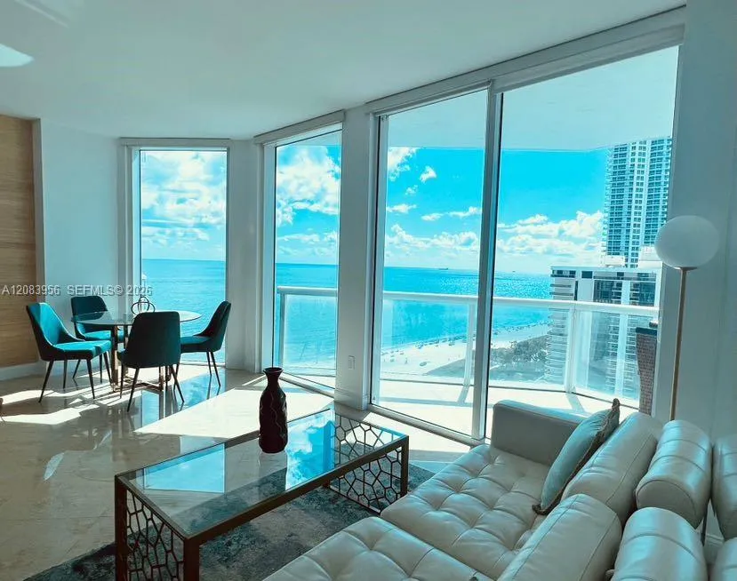 6515 Collins Ave #1707 Miami Beach, FL 33141