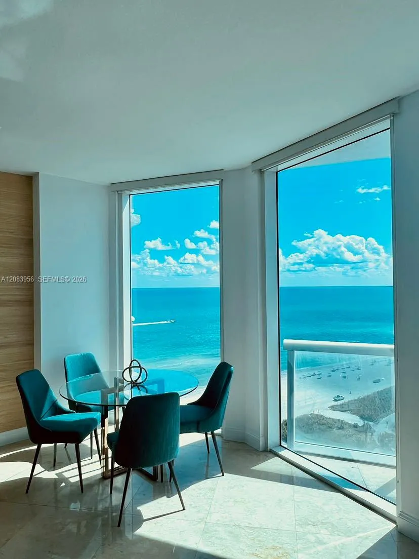 6515 Collins Ave #1707 Miami Beach, FL 33141