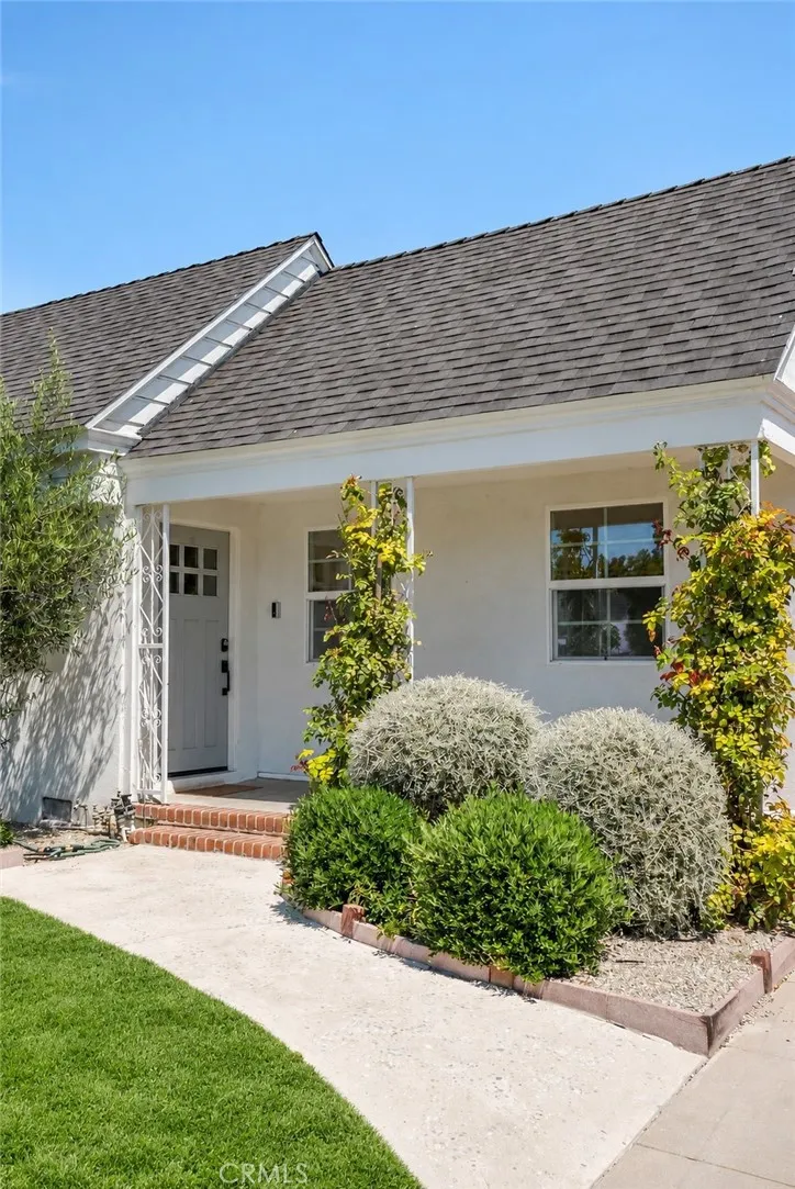 3950 Welland Avenue Los Angeles, CA 90008