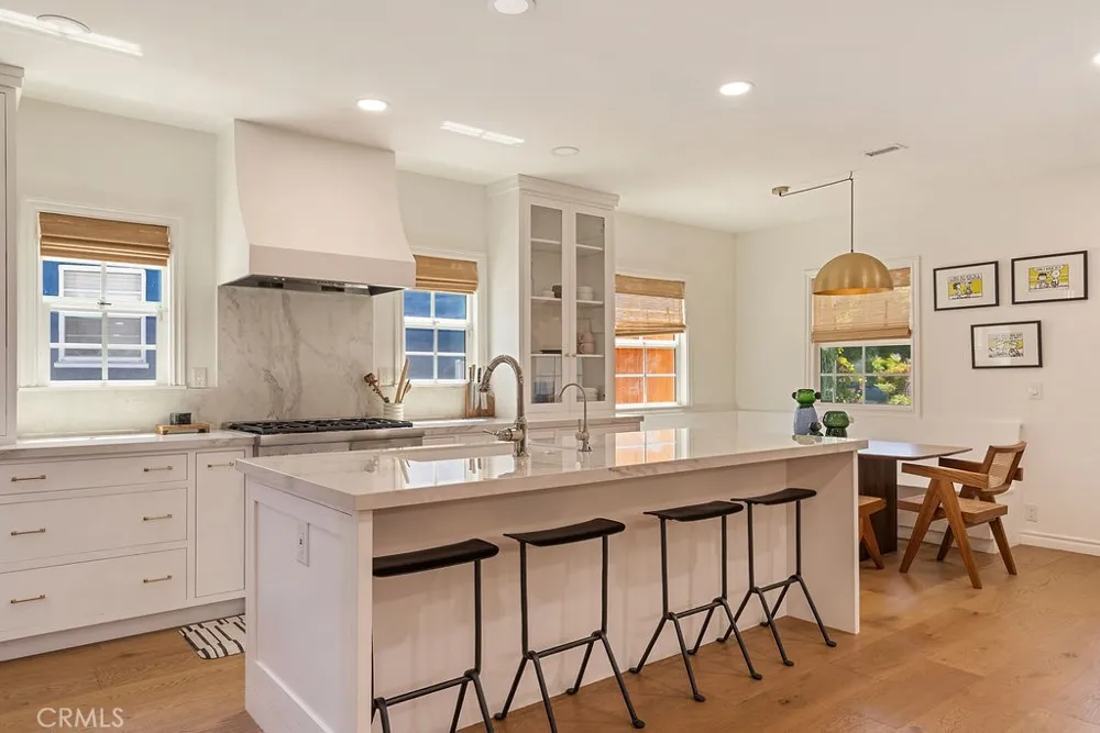 3950 Welland Avenue Los Angeles, CA 90008