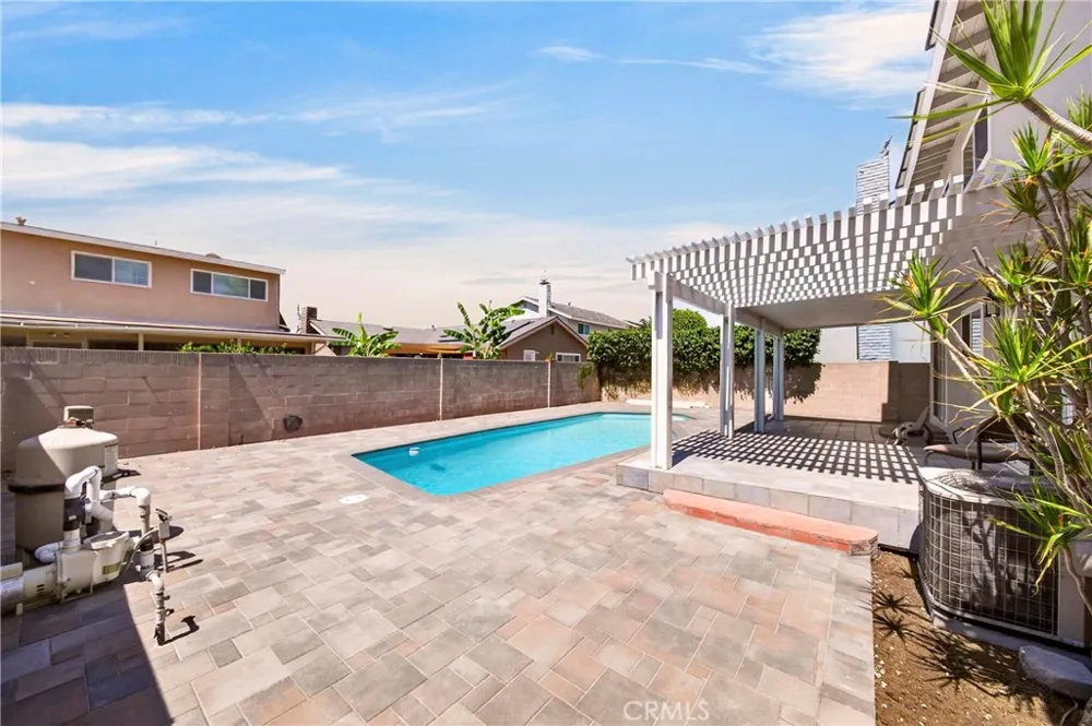 8321 Santa Margarita La Palma, CA 90623