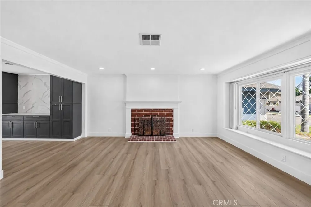 8321 Santa Margarita La Palma, CA 90623