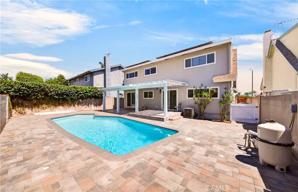 8321 Santa Margarita La Palma, CA 90623