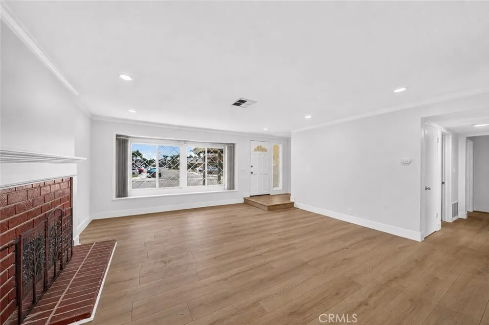 8321 Santa Margarita La Palma, CA 90623