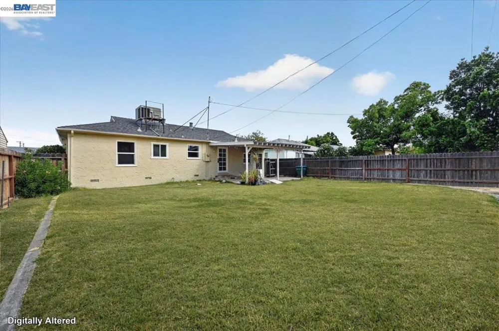 476 E Barrymore St Stockton, CA 95204