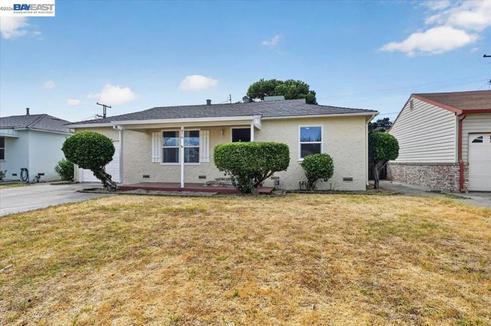 476 E Barrymore St Stockton, CA 95204