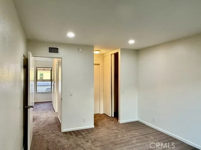 1021 W Lamark Ln Anaheim, CA 92802