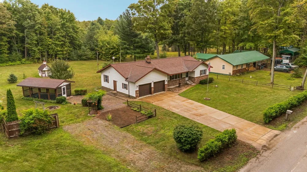 5182 E Shore Drive Coldsprings Township, MI 49646