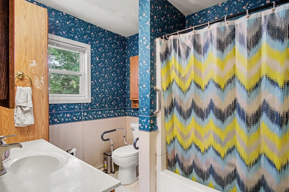717 S Broas Street Belding City, MI 48809