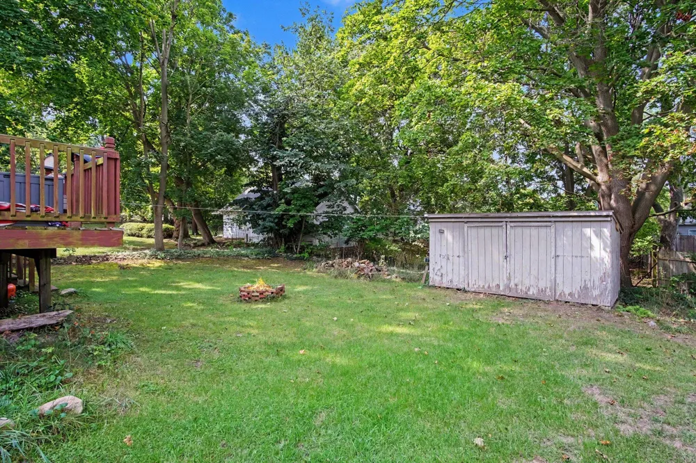 717 S Broas Street Belding City, MI 48809