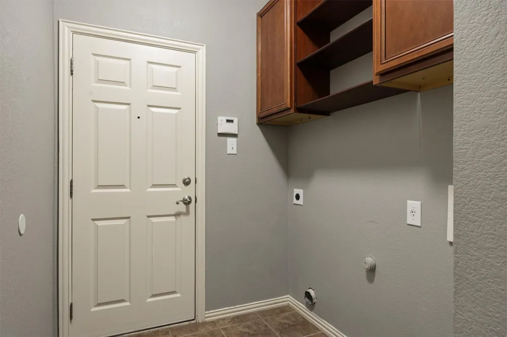 2502 White Stallion Way Leander, TX 78641