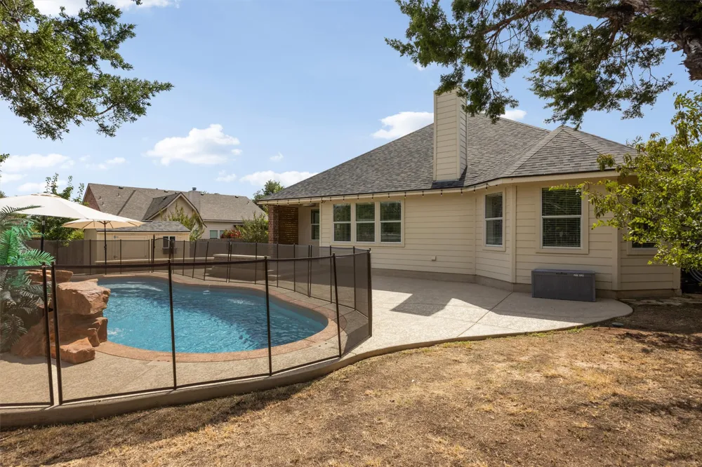 2502 White Stallion Way Leander, TX 78641