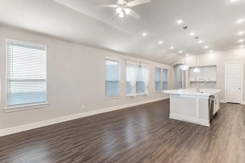 1904 Dappled Grey Avenue Aubrey, TX 76227