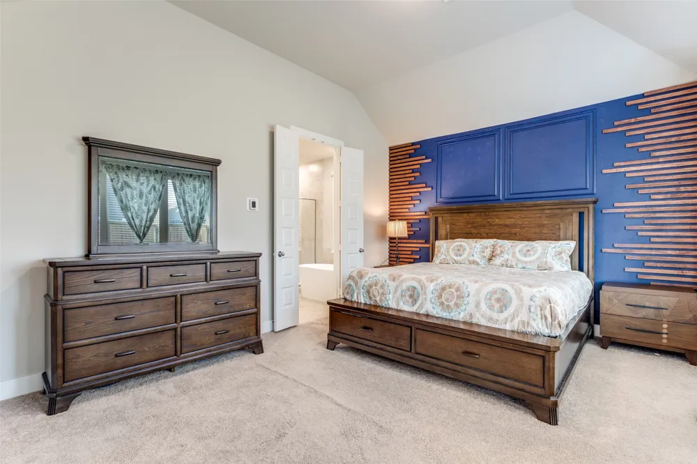 1904 Dappled Grey Avenue Aubrey, TX 76227