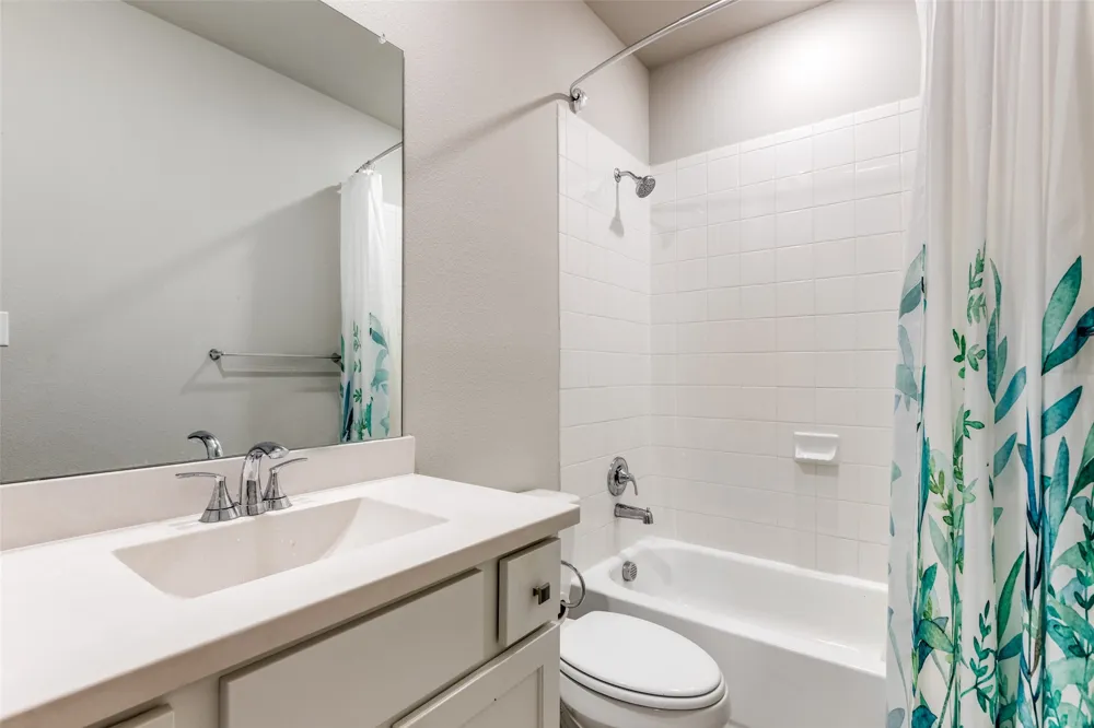 1904 Dappled Grey Avenue Aubrey, TX 76227