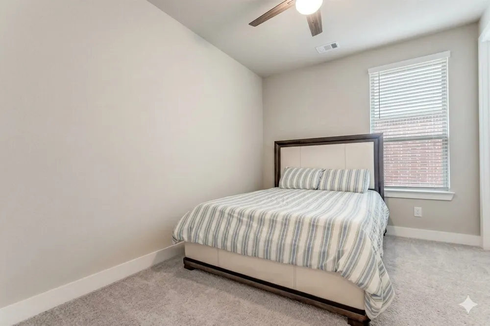 1904 Dappled Grey Avenue Aubrey, TX 76227