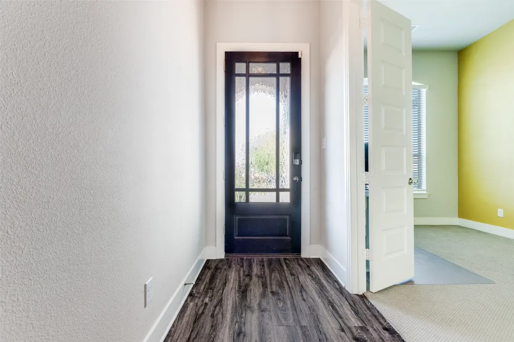 1904 Dappled Grey Avenue Aubrey, TX 76227