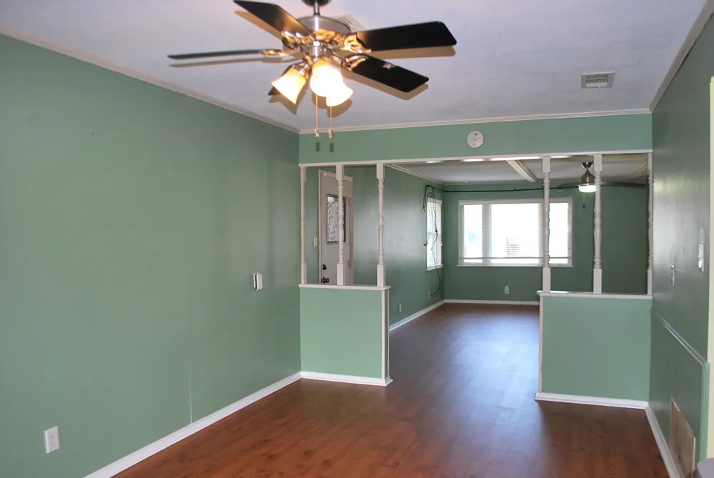 2604 W Johnson Street Denison, TX 75020
