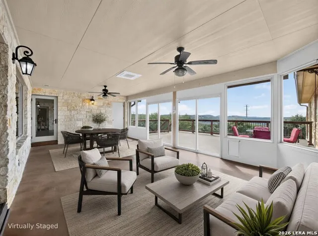 911 STONEY RIDGE RD Bulverde, TX 78163