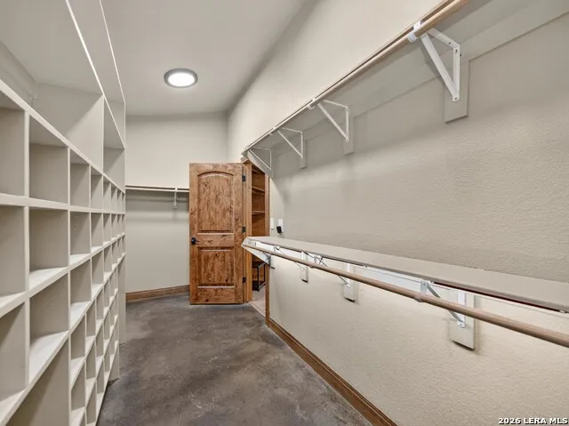 911 STONEY RIDGE RD Bulverde, TX 78163