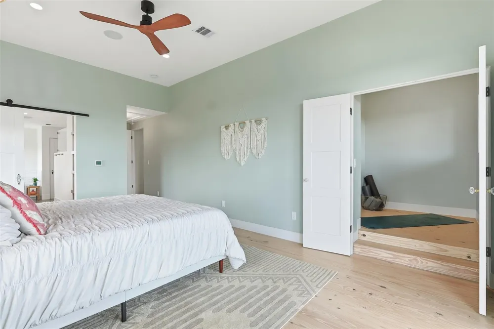 13957 Grambo Boulevard Galveston, TX 77554