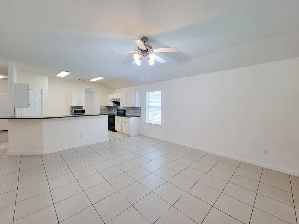 3010 Stonecross Lane Dickinson, TX 77539