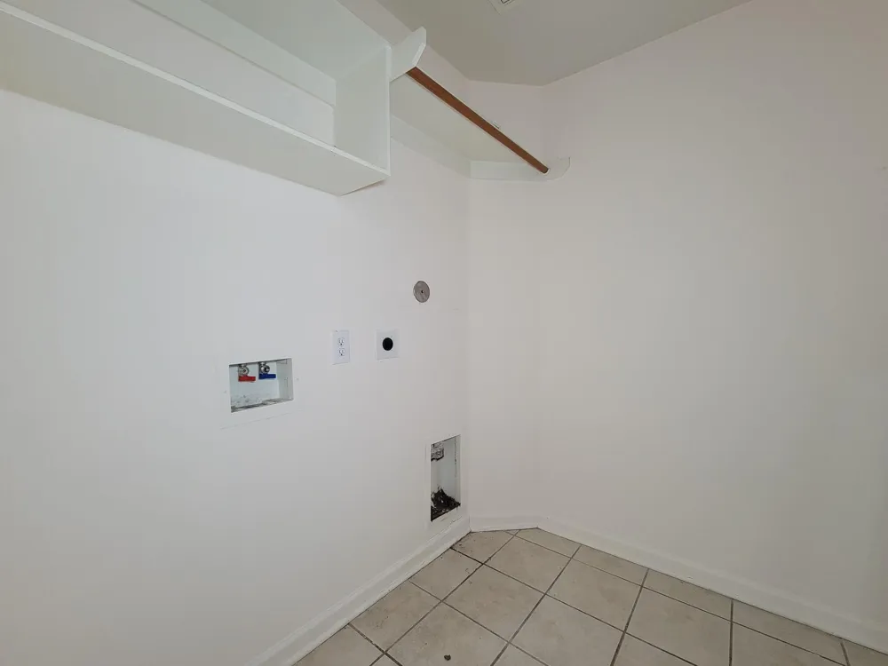 3010 Stonecross Lane Dickinson, TX 77539