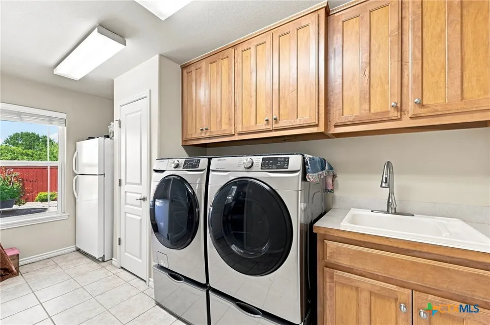 1006 Shady Hollow Court Nolanville, TX 76559