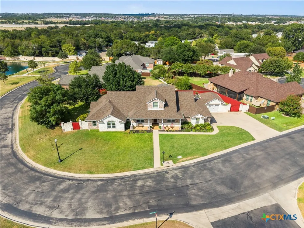 1006 Shady Hollow Court Nolanville, TX 76559