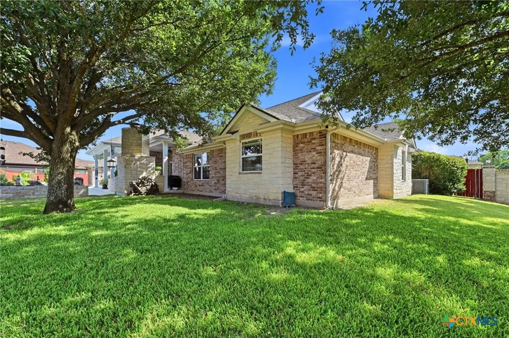 1006 Shady Hollow Court Nolanville, TX 76559