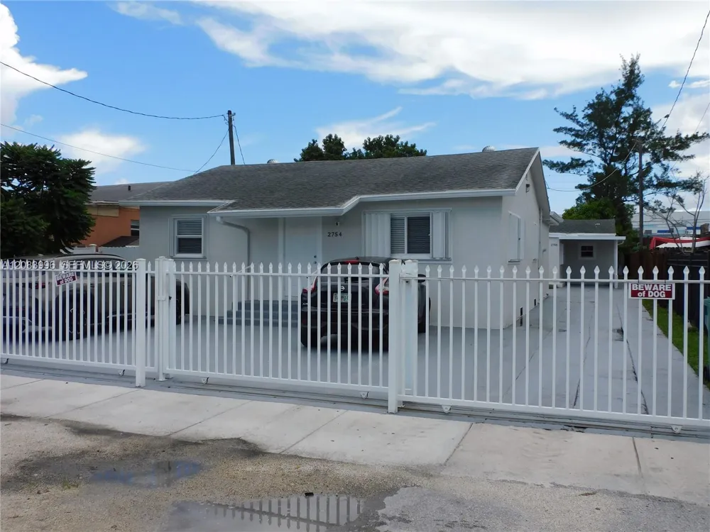 2754 NW 26th St #C Miami, FL 33142