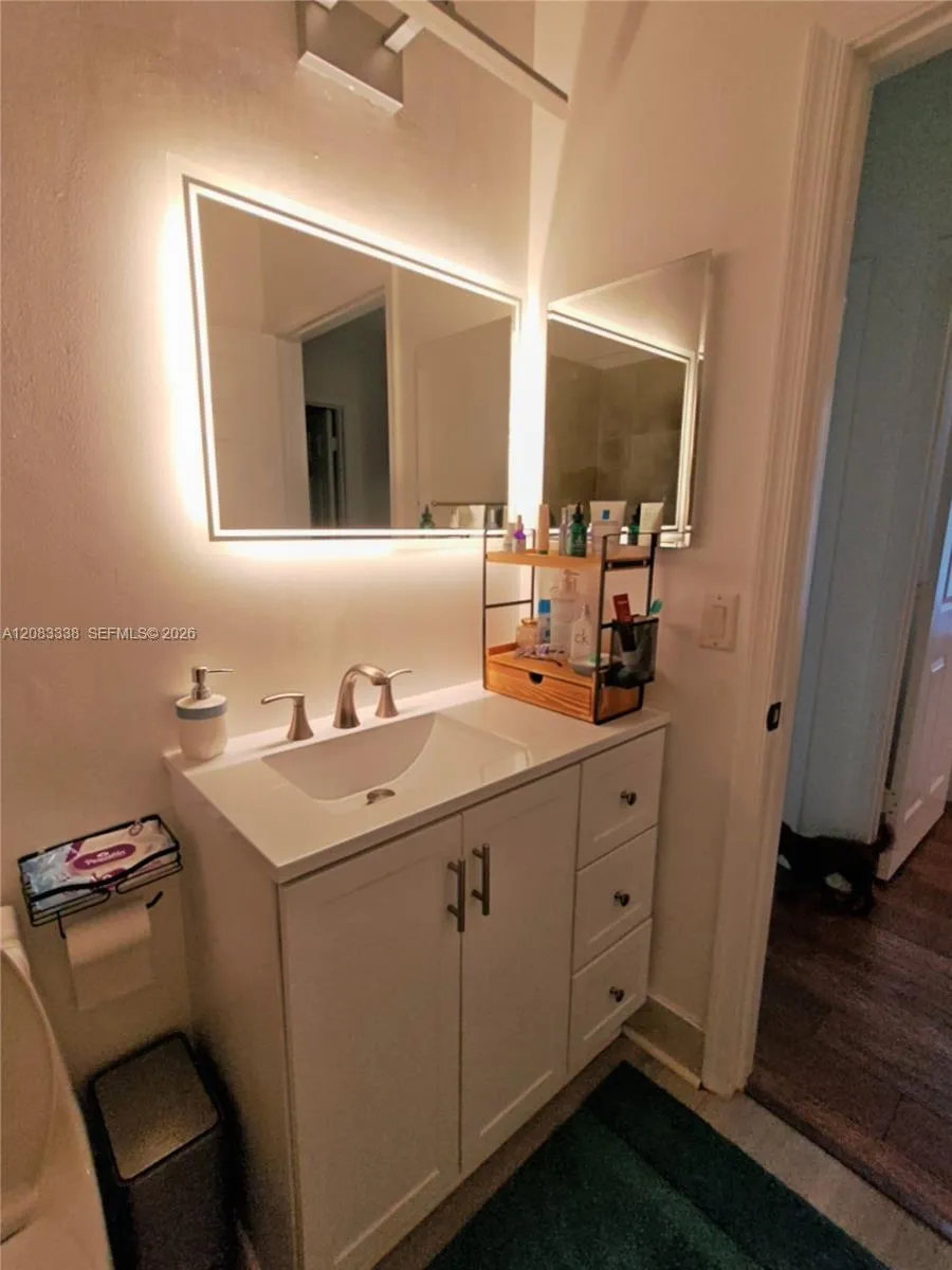 2016 Schooner Ln Weston, FL 33327