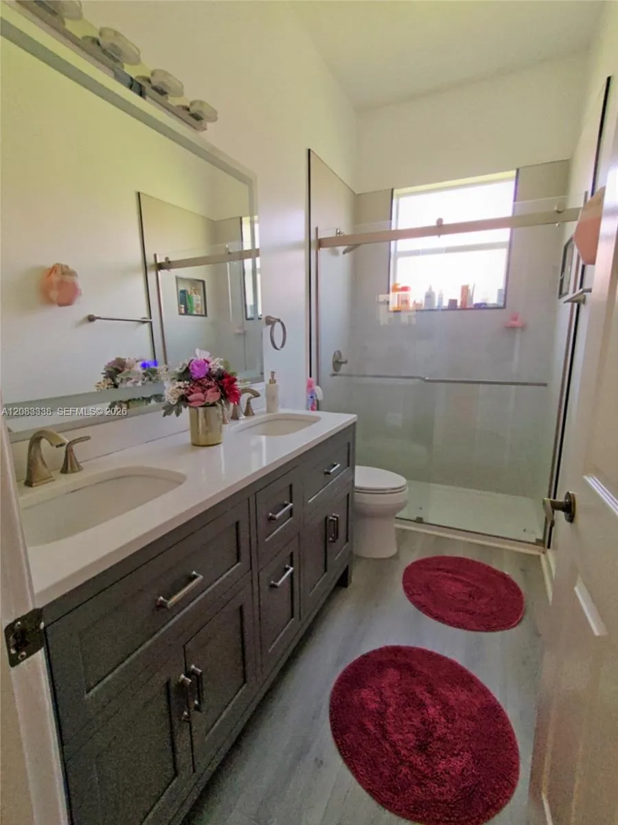 2016 Schooner Ln Weston, FL 33327