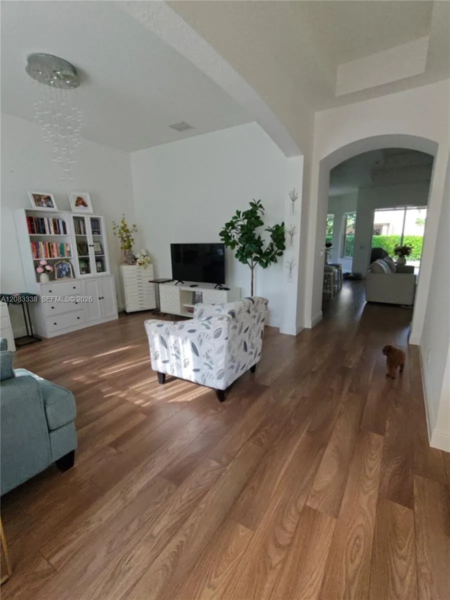 2016 Schooner Ln Weston, FL 33327