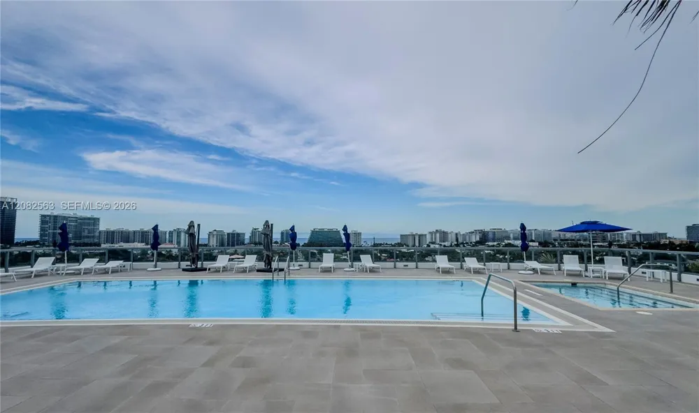 9261 E Bay Harbor Dr #405 Bay Harbor Islands, FL 33154
