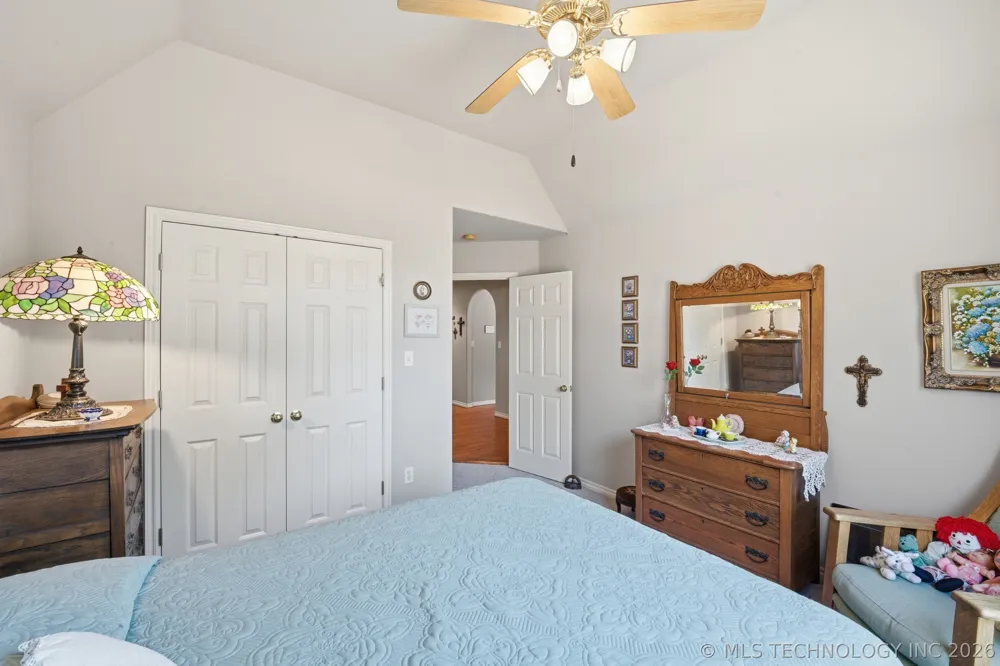 4975 Woodland Drive Skiatook, OK 74070