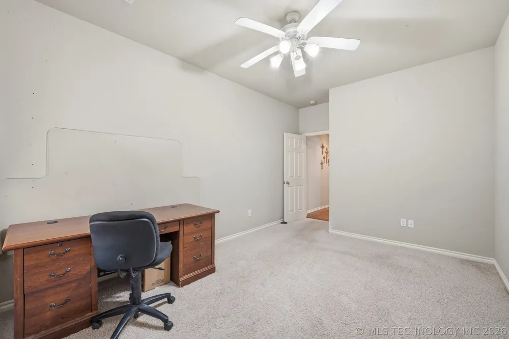 4975 Woodland Drive Skiatook, OK 74070