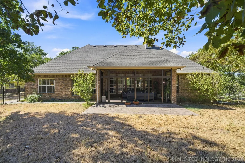 4975 Woodland Drive Skiatook, OK 74070