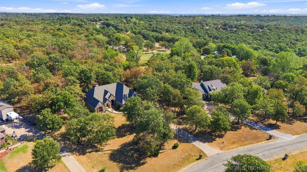 4975 Woodland Drive Skiatook, OK 74070