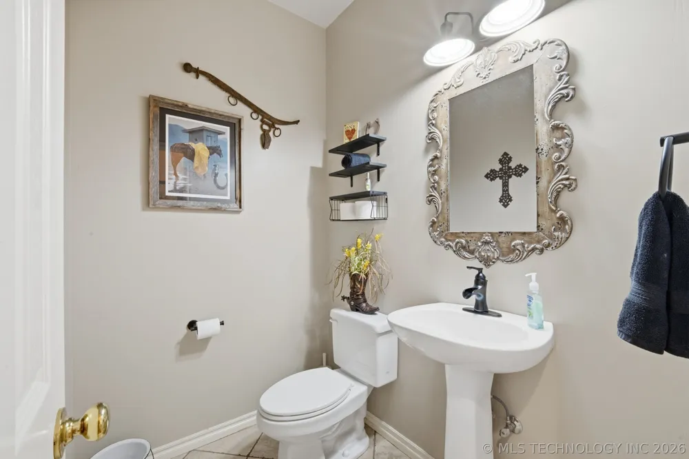 4975 Woodland Drive Skiatook, OK 74070