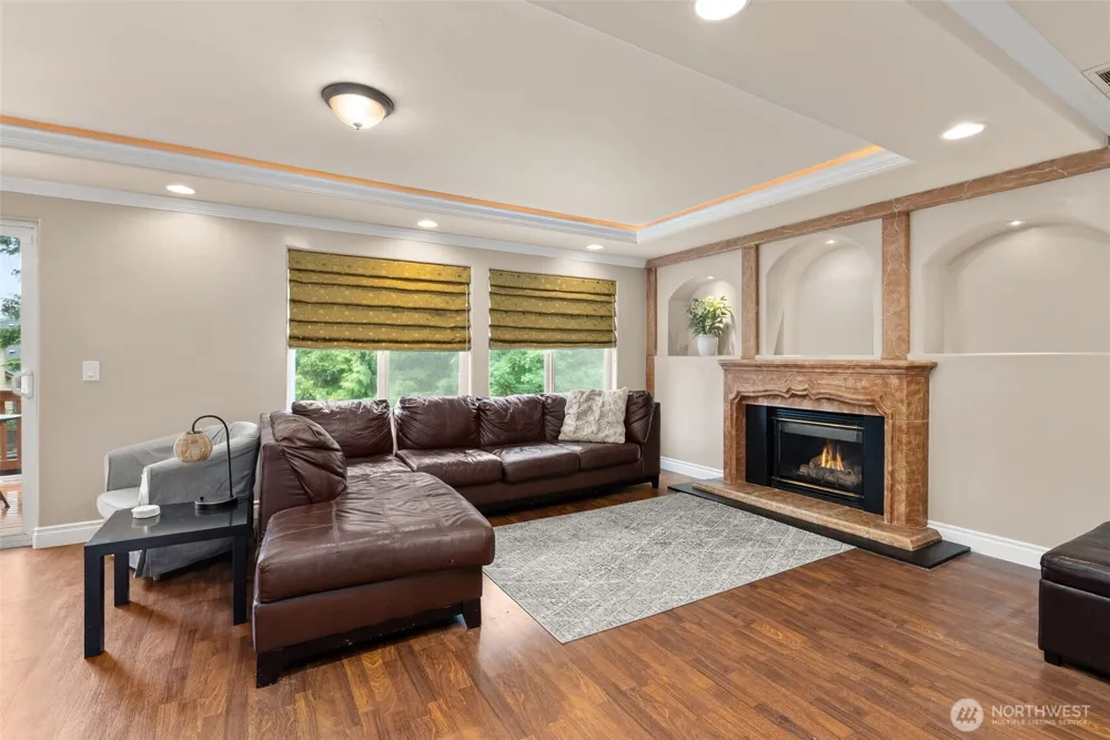 25054 235th Court SE Maple Valley, WA 98038