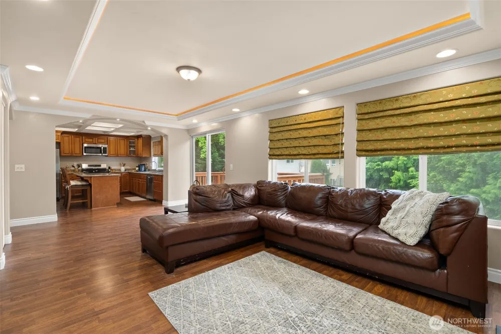 25054 235th Court SE Maple Valley, WA 98038