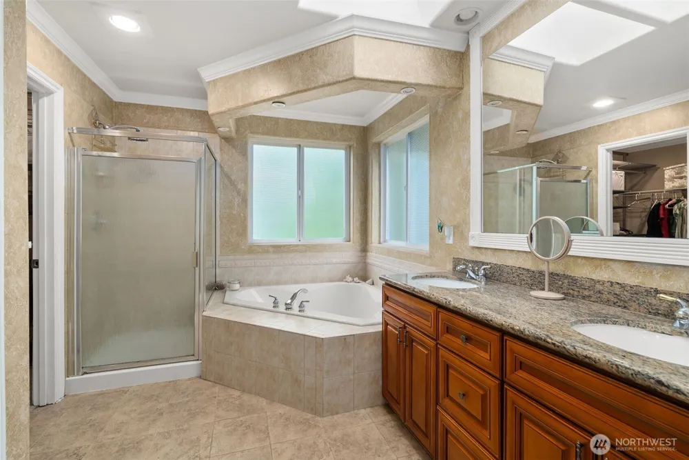 25054 235th Court SE Maple Valley, WA 98038