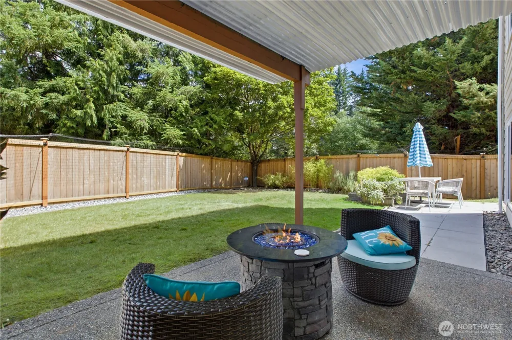 25054 235th Court SE Maple Valley, WA 98038