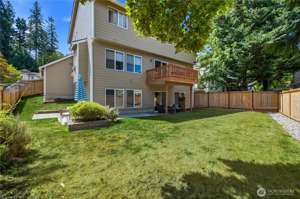25054 235th Court SE Maple Valley, WA 98038