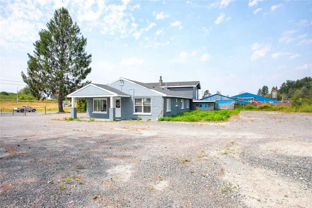 4726 Pacific Highway Bellingham, WA 98226