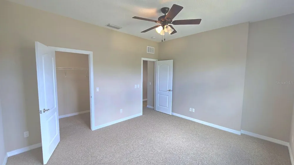 10619 MISTFLOWER LANE Tampa, FL 33647